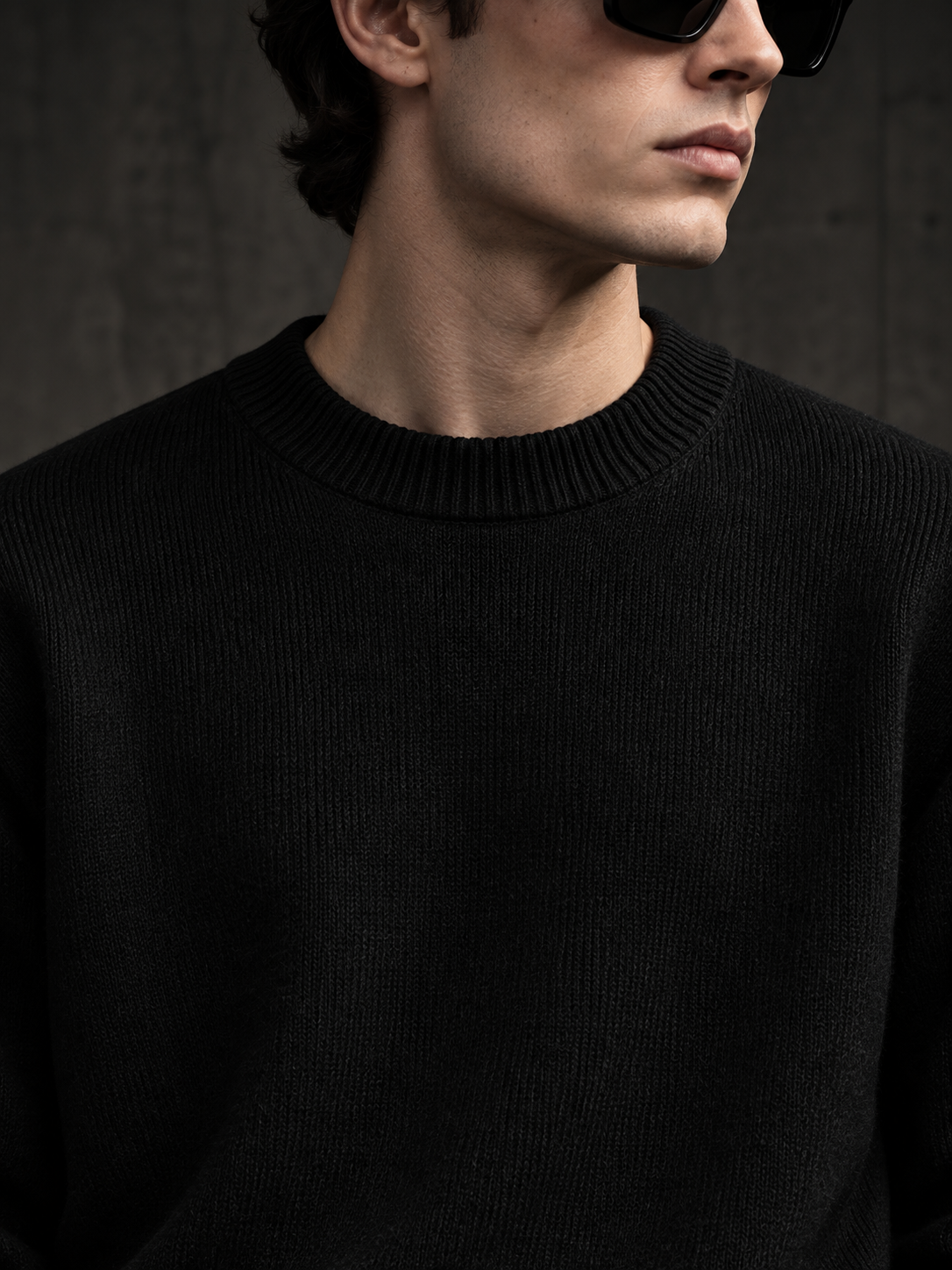 LABOUR SWEATER 002 — ribbed crew neckline detail (design visualization)